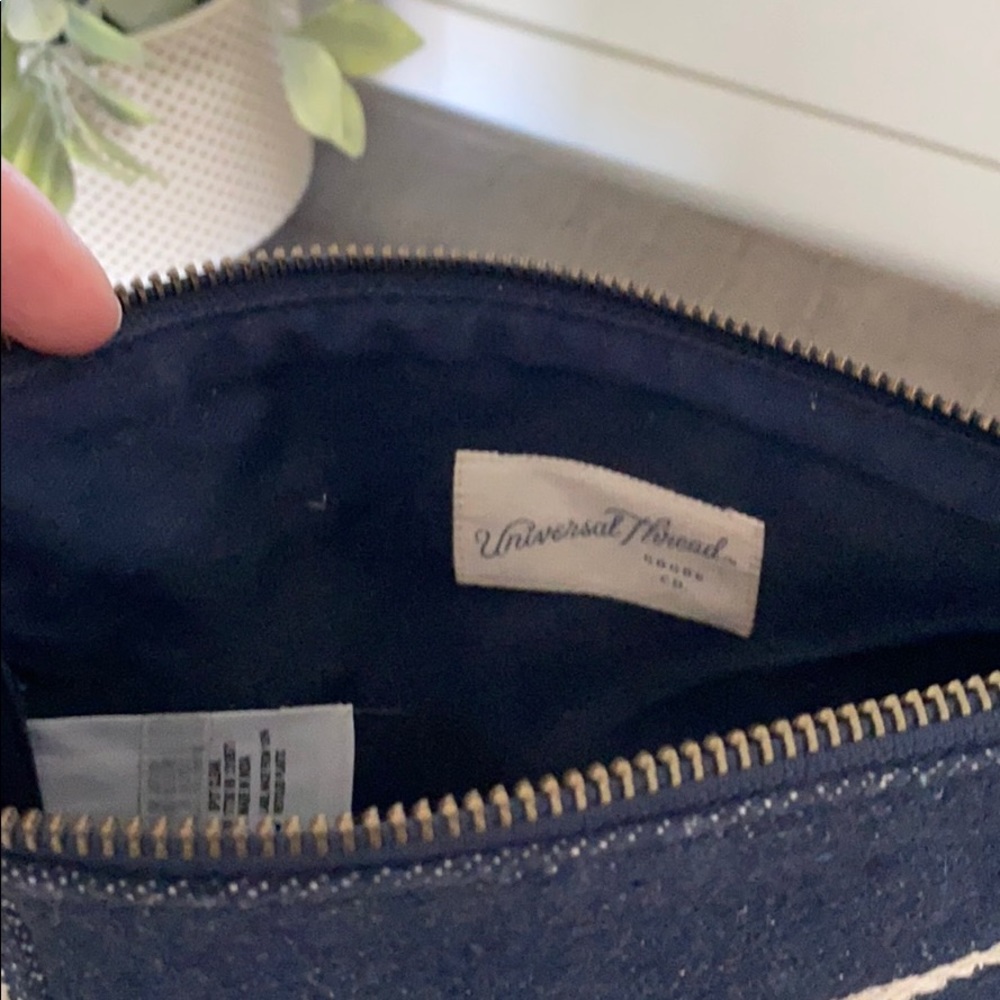 Universal Thread Bag Makeup Bag - image 4